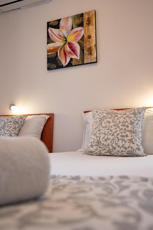 Rooms Magnolia With Pool Novalja Εξωτερικό φωτογραφία