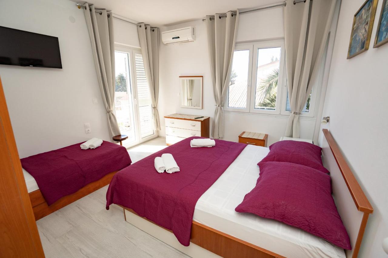 Rooms Magnolia With Pool Novalja Εξωτερικό φωτογραφία