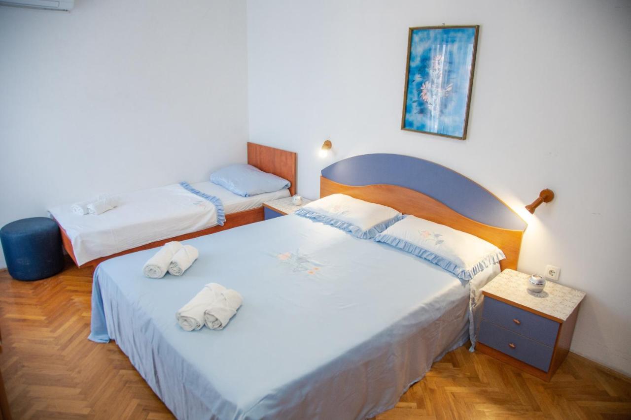 Rooms Magnolia With Pool Novalja Εξωτερικό φωτογραφία